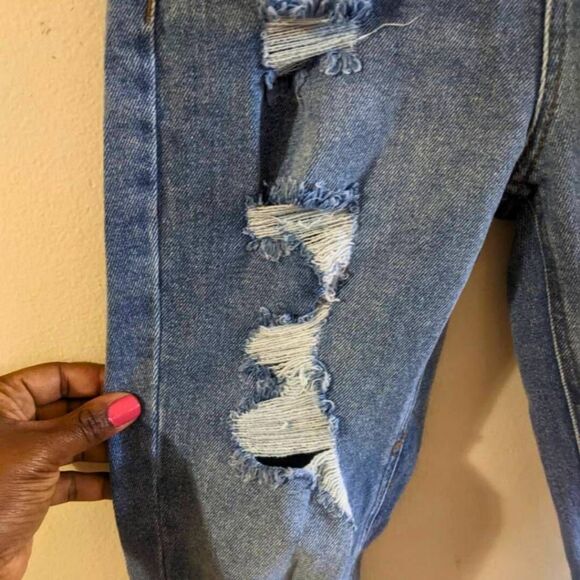 Tinseltown High Rise Distressed Mom Jeans Women’s Size 1 Medium Wash Y2K Grunge - Picture 9 of 10